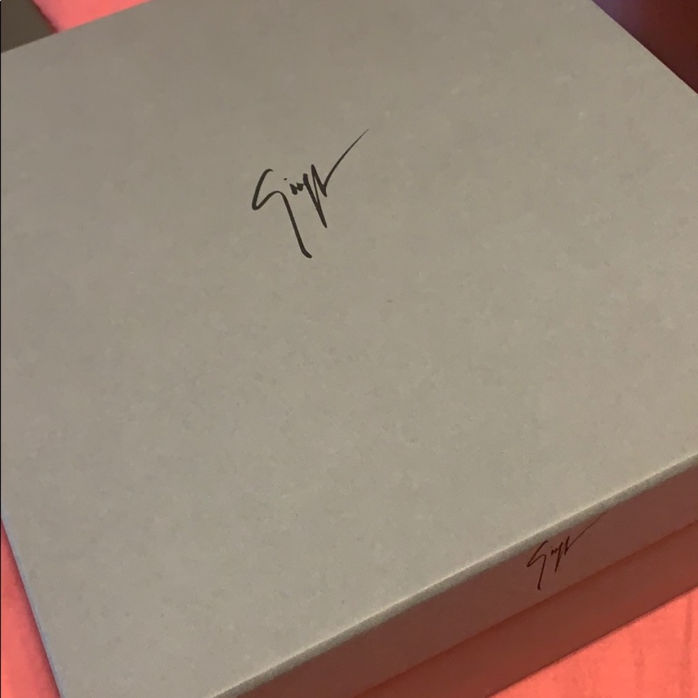 GIUSEPPE ZANOTTI SHOE BOX